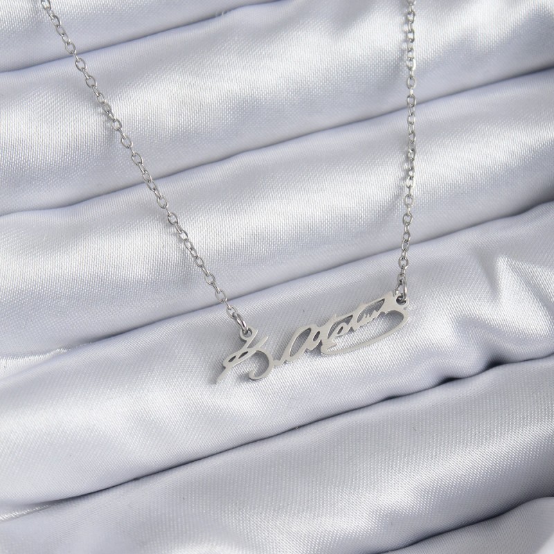 316L Çelik Zincir Gümüş Renk Atatürk İmza Figür Kadın Kolye