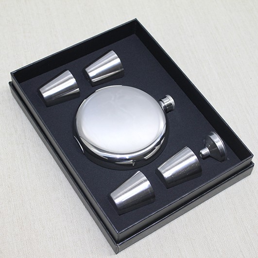 4 Shot Bardaklı Matara Seti Yuvarlak Çelik